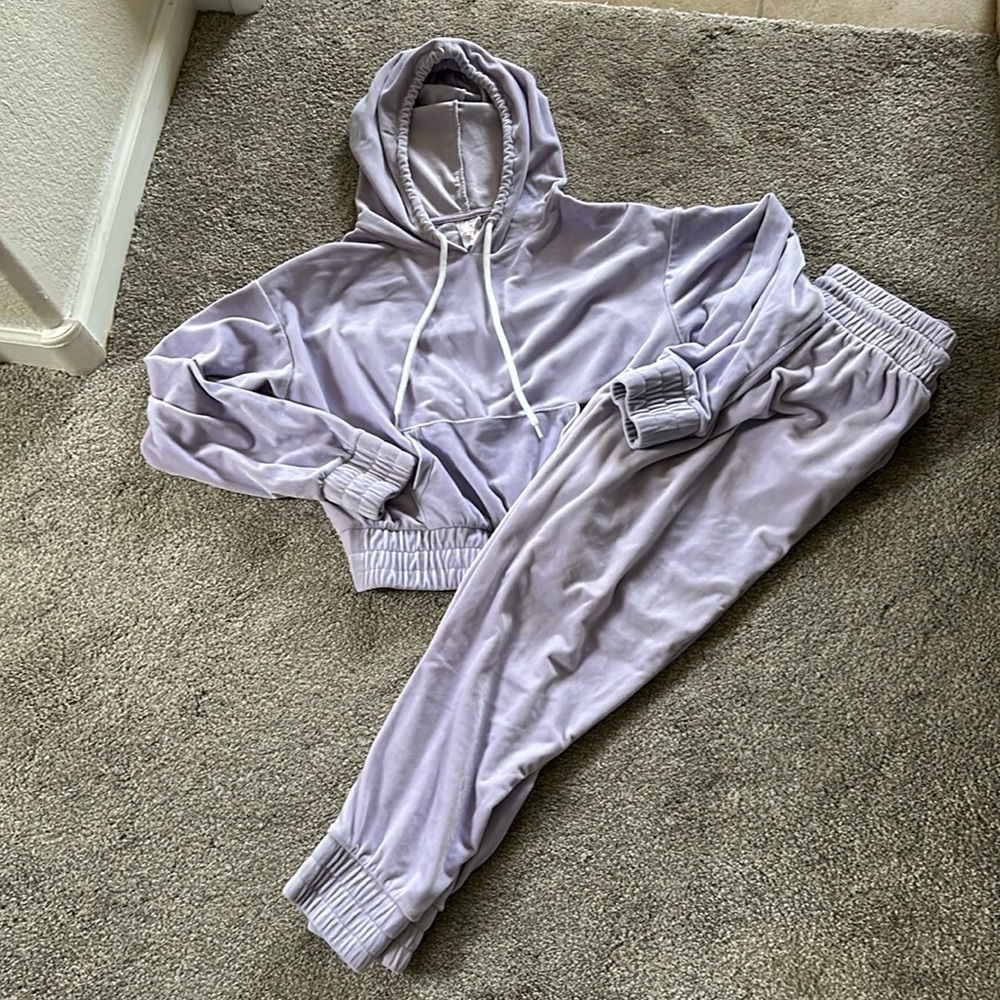 NOBO Lilac hoodie and sweat pants size M 7-9